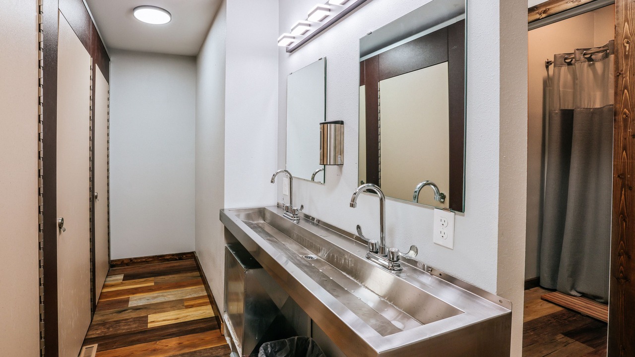 Photo of Bathroom in Anaconda