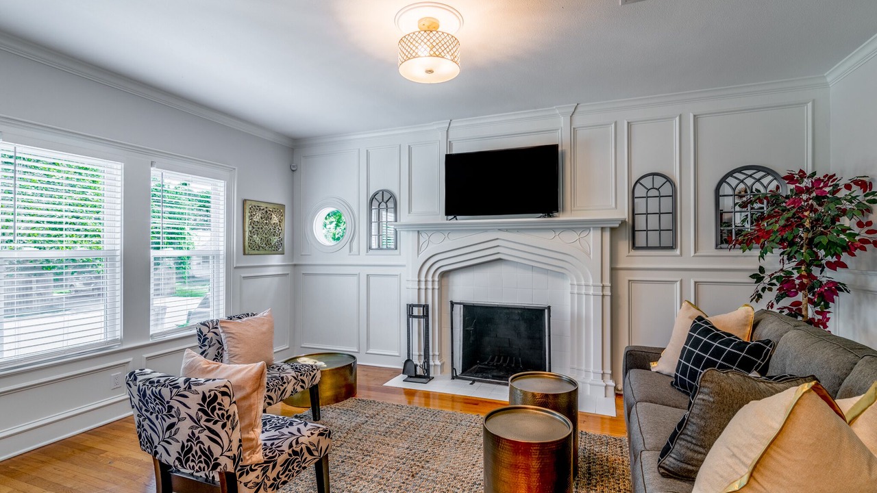 Photo of Livingroom in Hancock