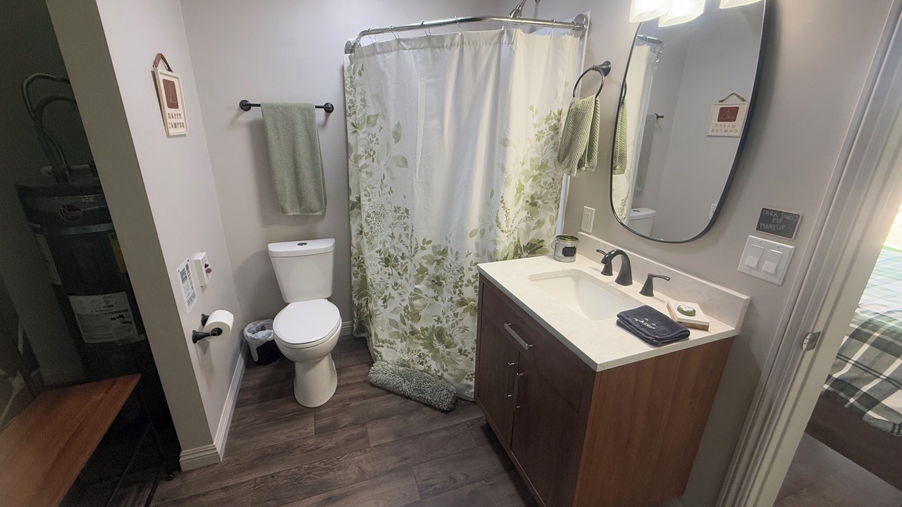 Photo of Bathroom in Cannonville