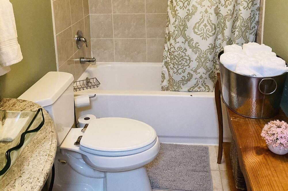 Photo of Bathroom in Star Valley Ranch