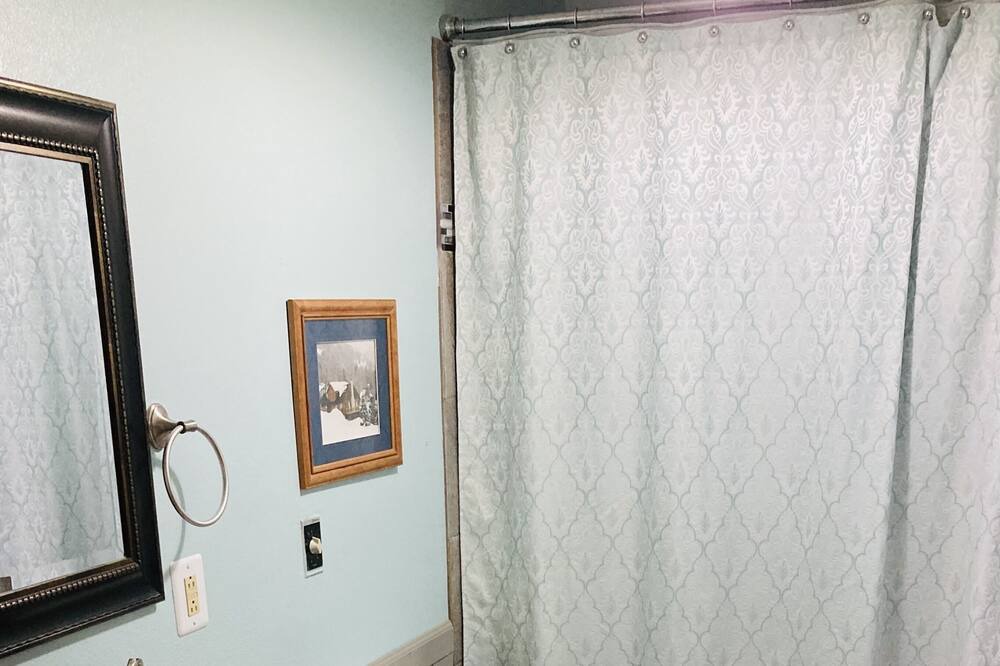 Photo of Bathroom in Star Valley Ranch