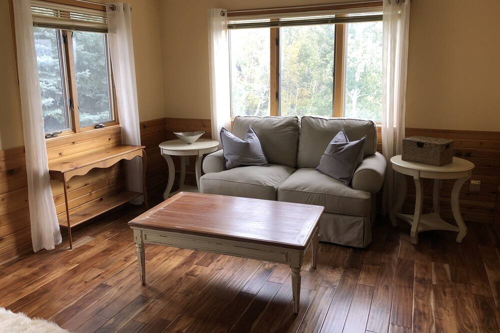 Photo of Livingroom in Star Valley Ranch