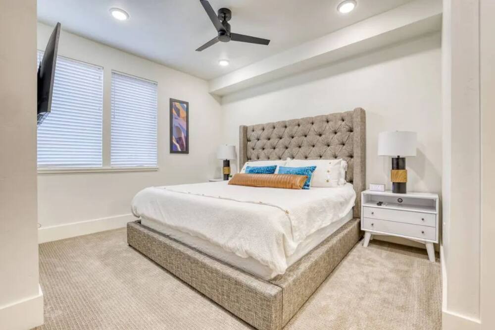 Photo of Bedroom in Veterans Park