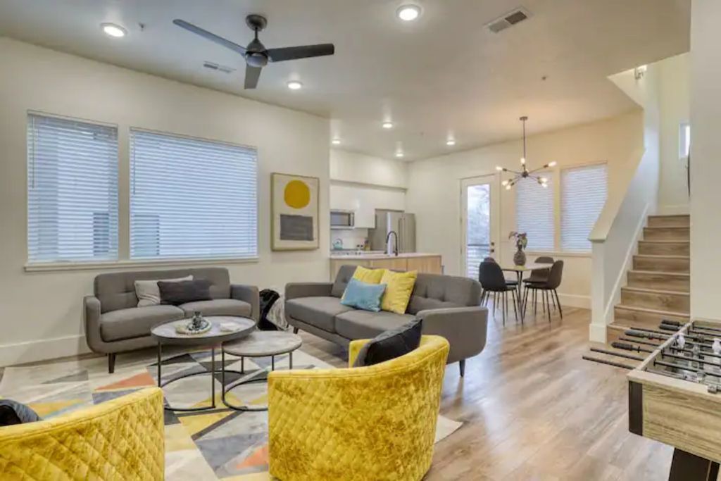 Photo of Livingroom in Veterans Park