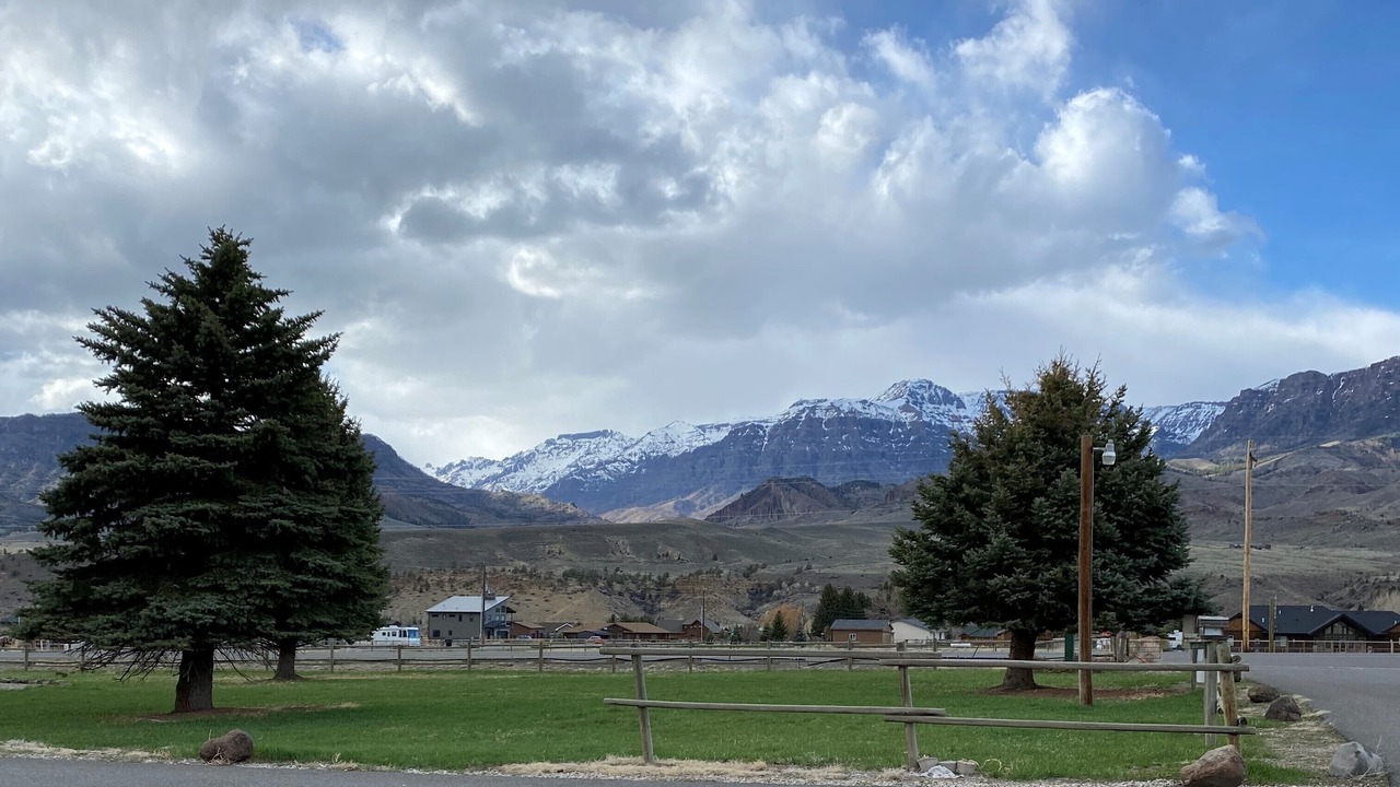 Photo of Others in Wapiti