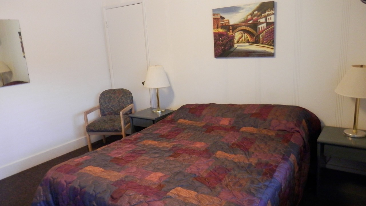 Photo of Bedroom in Kellogg
