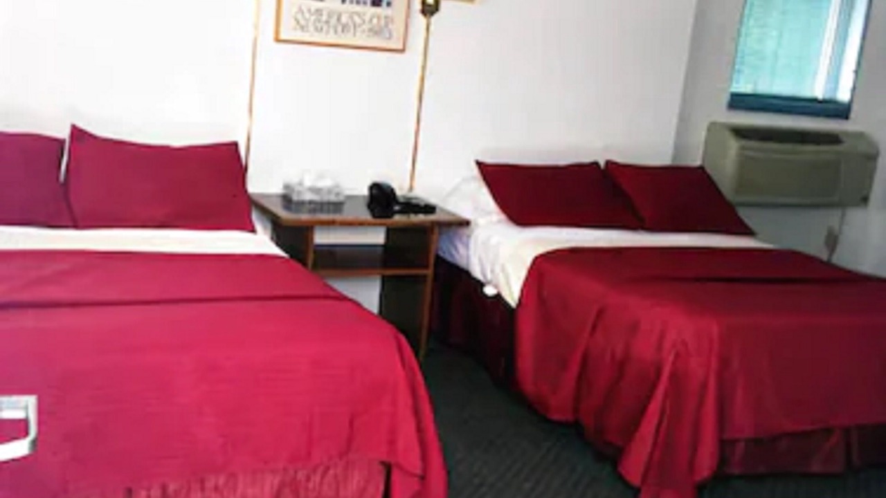Photo of Bedroom in Kellogg