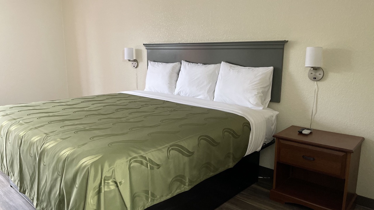 Photo of Bedroom in Marion