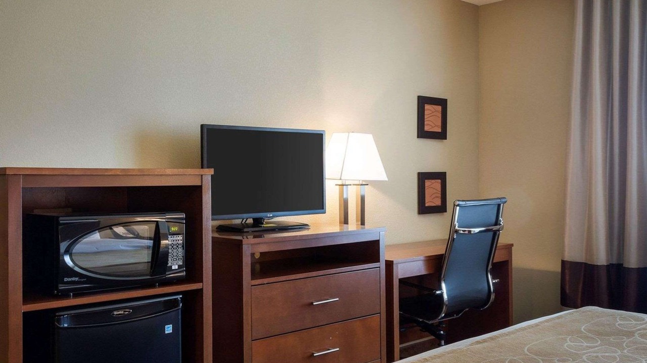 Photo of Bedroom in Watford City