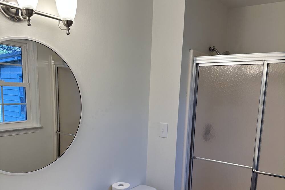 Photo of Bathroom in Kannapolis