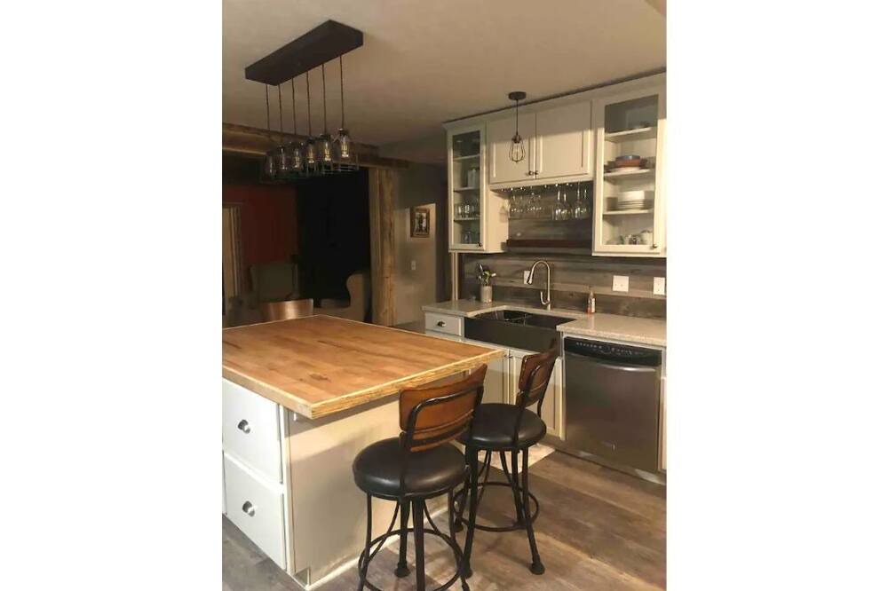Photo of Kitchen in Simms