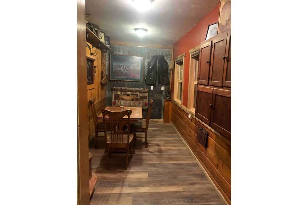 Photo of Bedroom in Simms