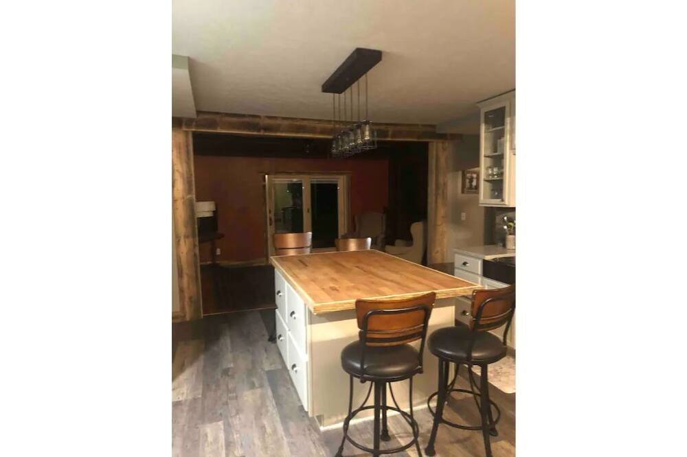 Photo of Kitchen in Simms
