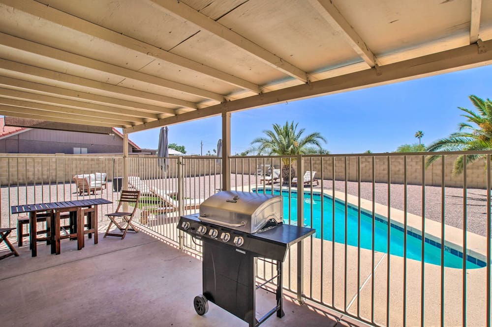 Photo of Patio Balcony in Alta Mesa Community Association