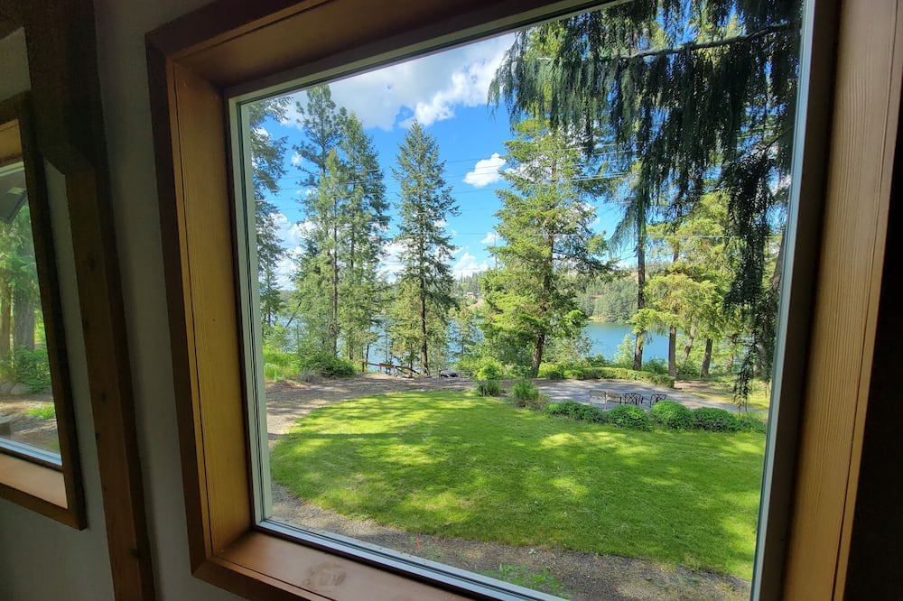 Photo of Bedroom in Nine Mile Falls