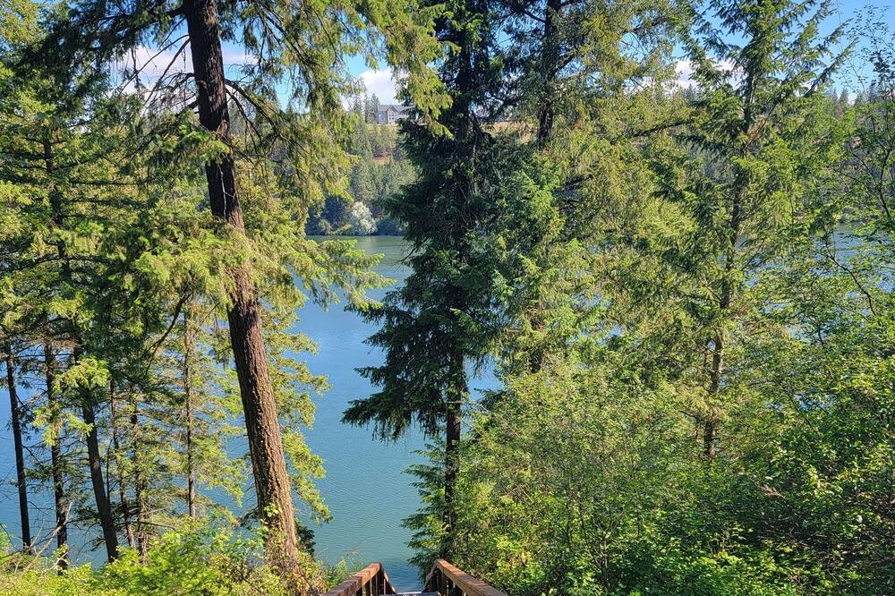 Photo of Outdoor in Nine Mile Falls