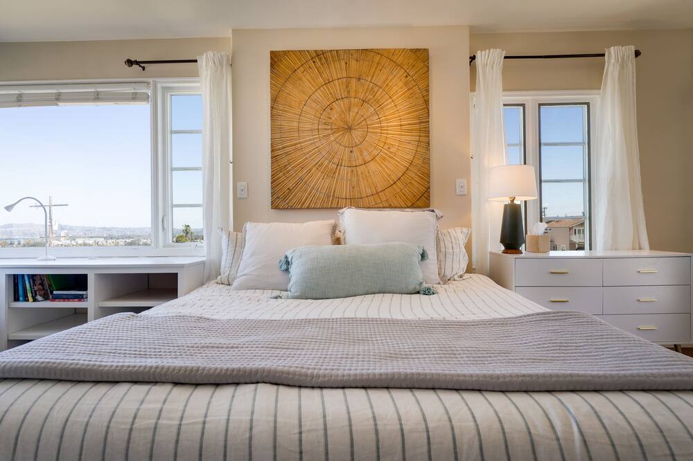 Photo of Bedroom in Point Loma Heights
