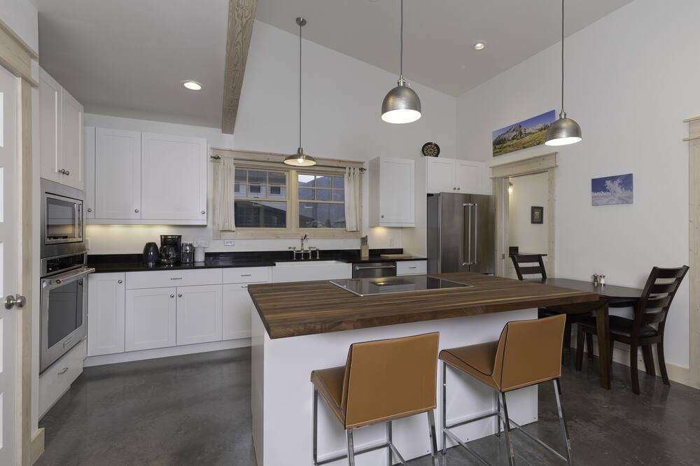 Photo of Kitchen in Big Sky