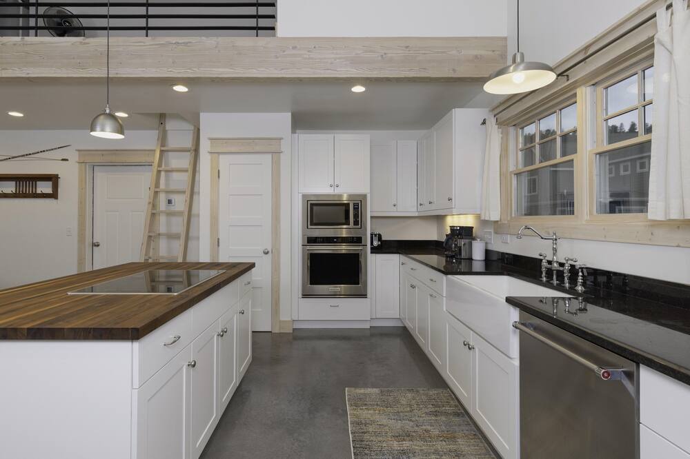 Photo of Kitchen in Big Sky