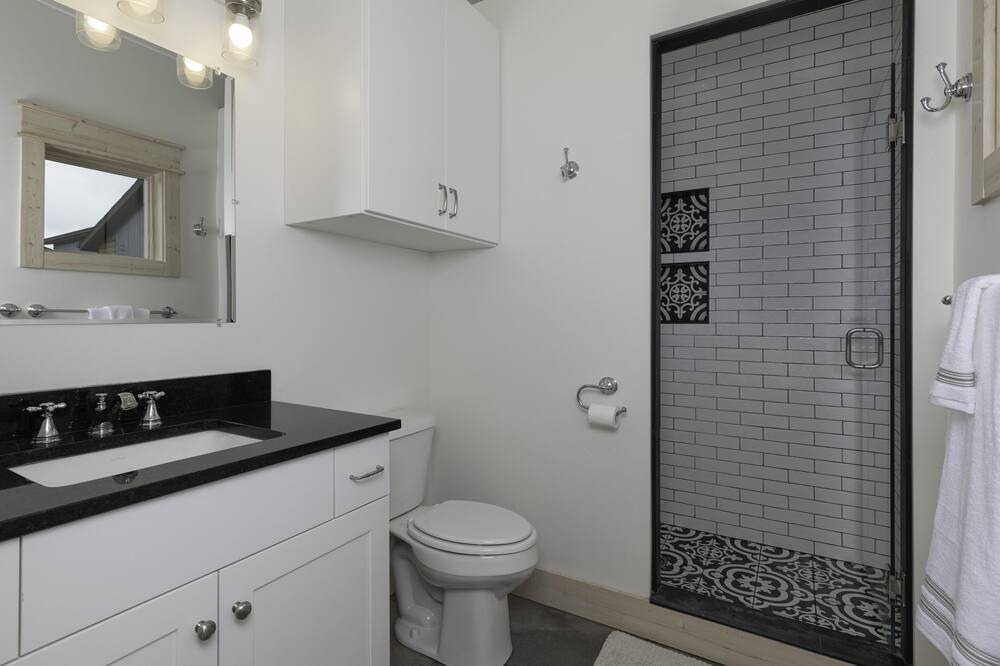 Photo of Bathroom in Big Sky
