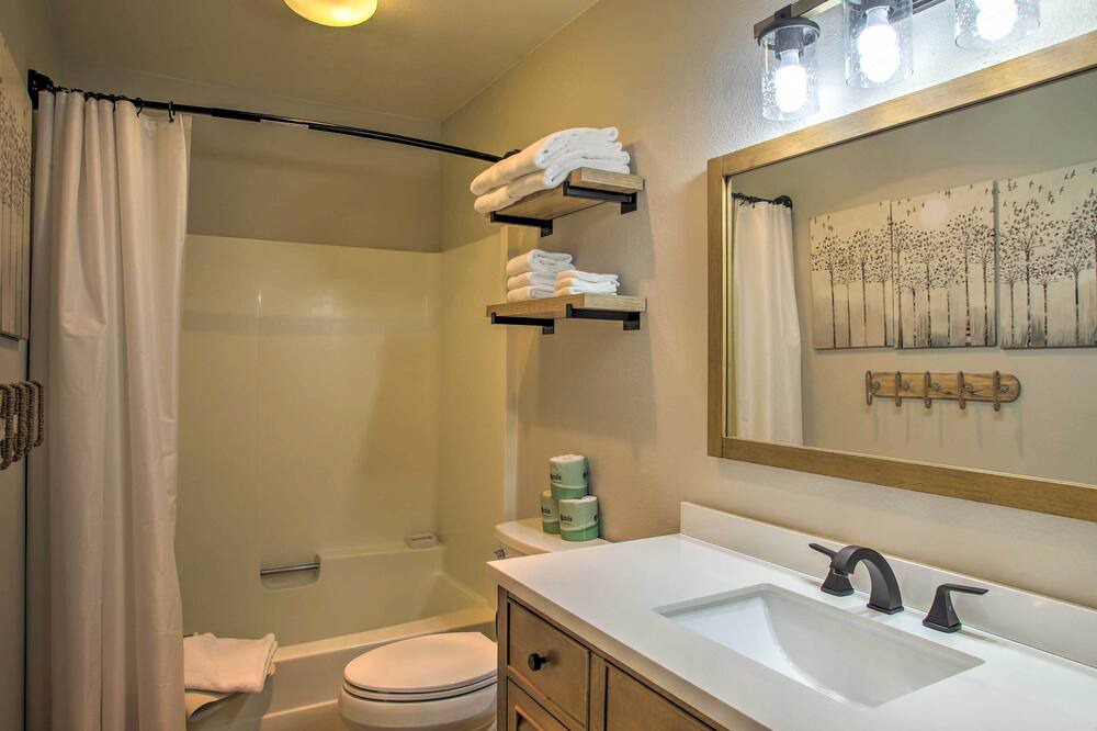 Photo of Bathroom in Blanchard