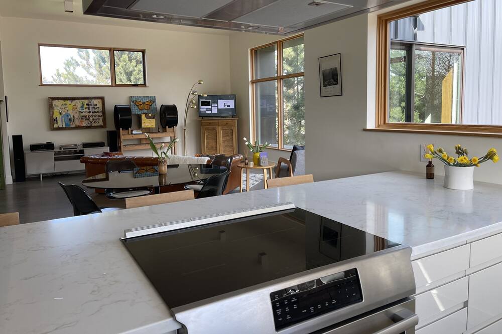 Photo of Kitchen in Riverfront