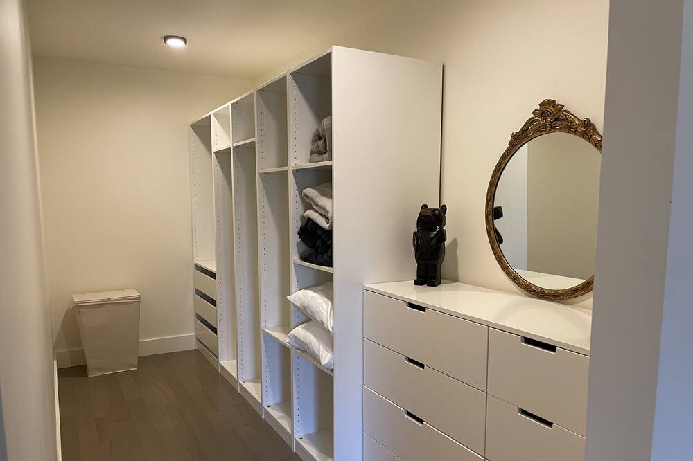 Photo of Bedroom in Riverfront