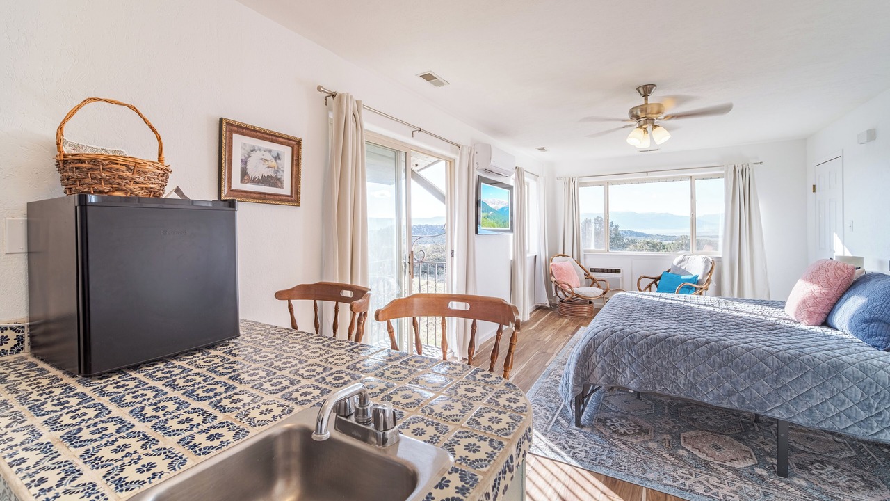 Photo of Livingroom in Spring City