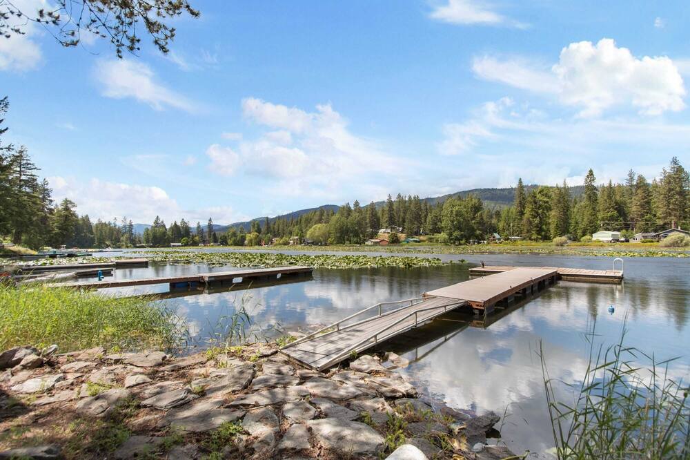 Photo of Others in Twin Lakes