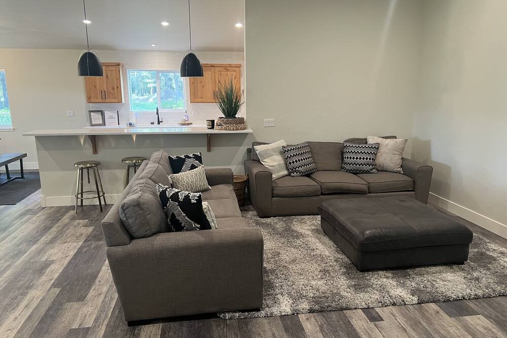 Photo of Livingroom in Dover Bay
