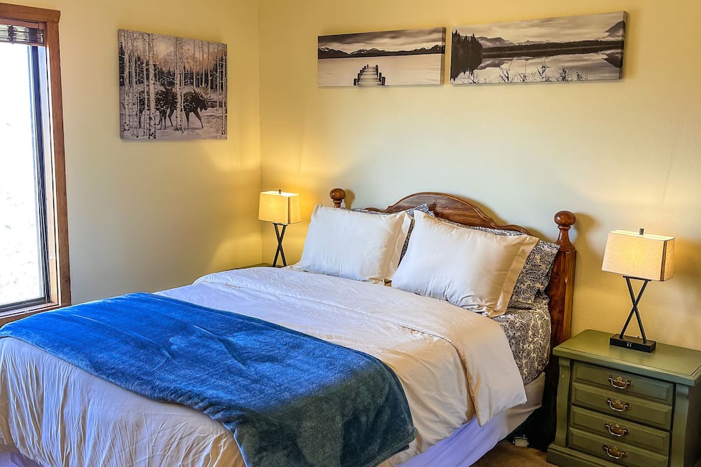 Photo of Bedroom in Pinedale