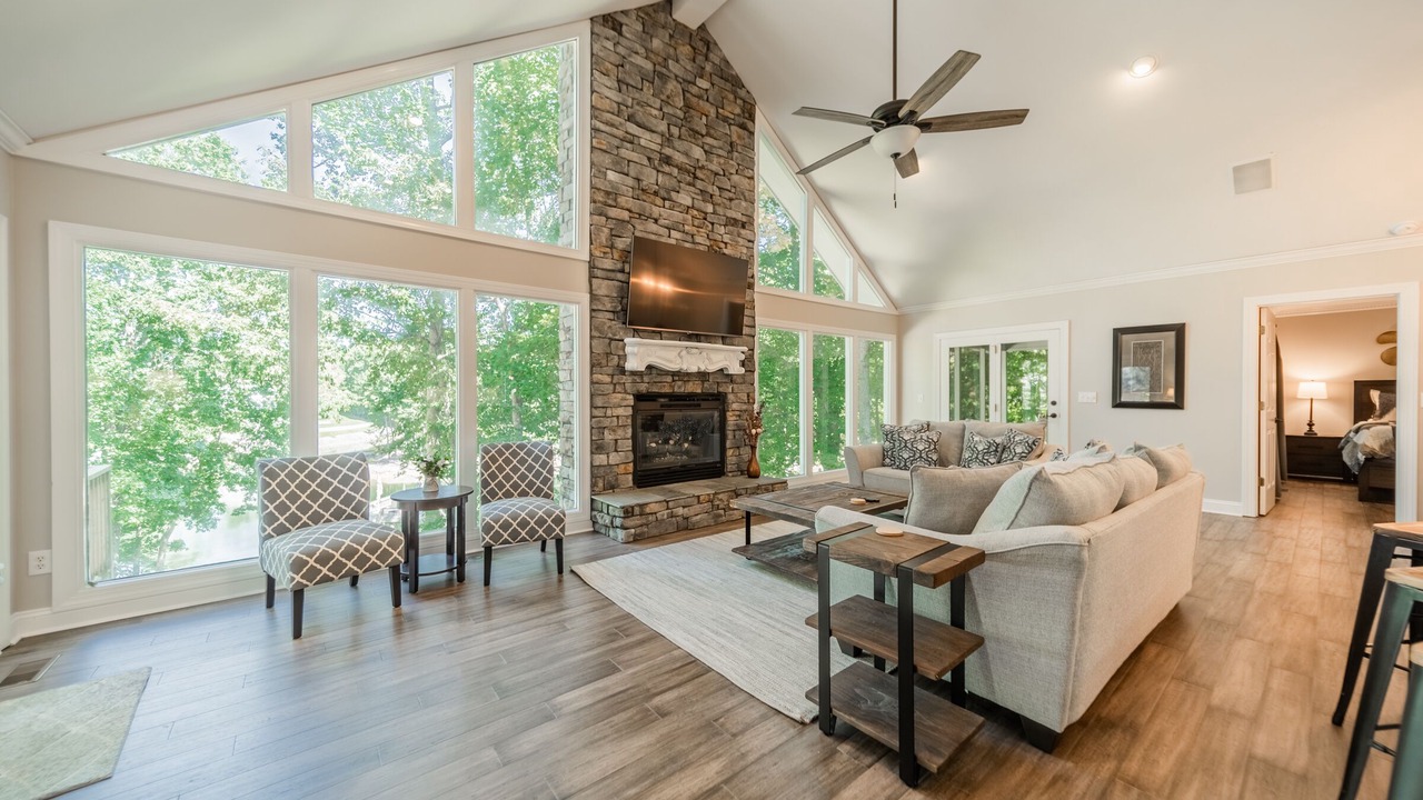 Photo of Livingroom in Barium Springs