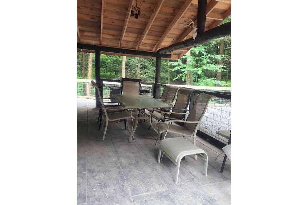 Photo of Patio Balcony in Port Matilda