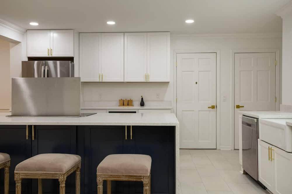 Photo of Kitchen in Huntcliff