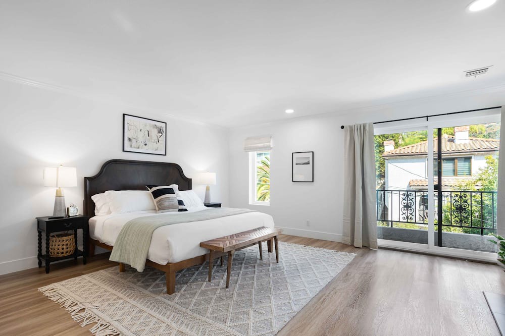 Photo of Bedroom in Sunland-Tujunga