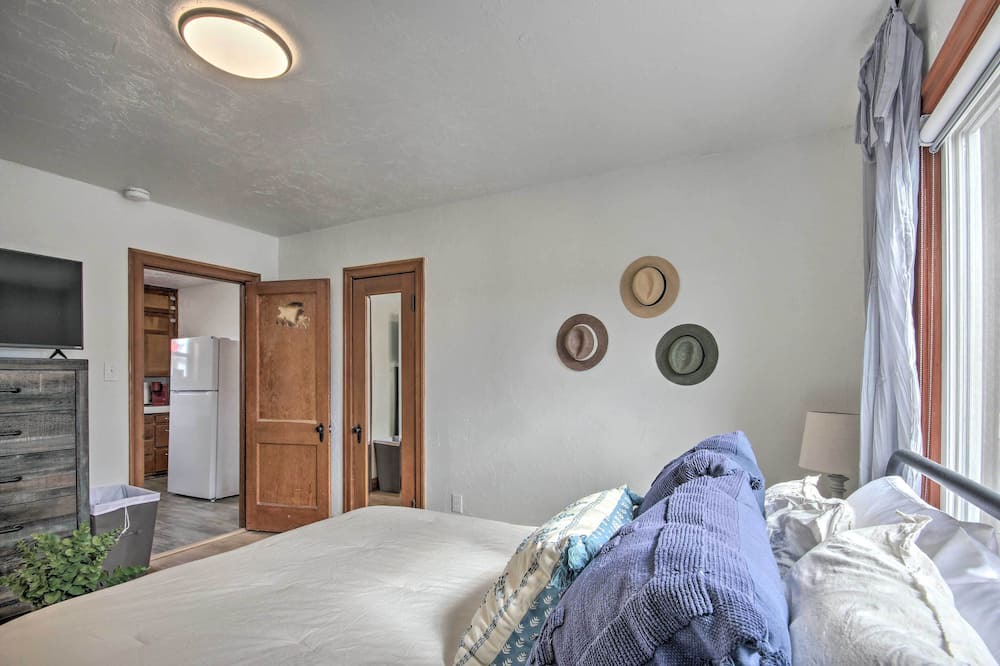 Photo of Bedroom in Laurel