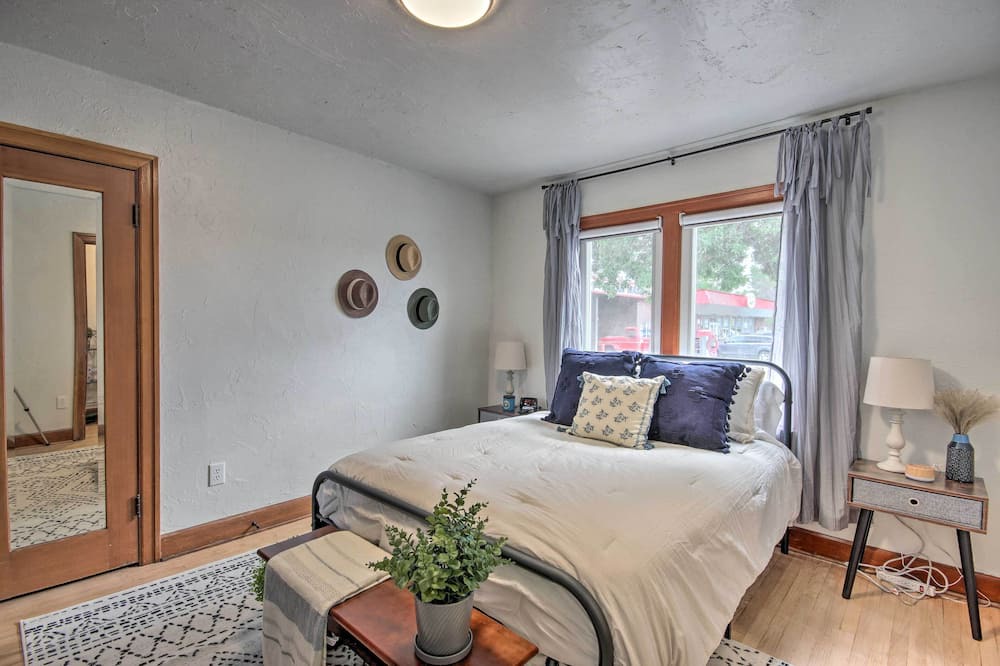 Photo of Bedroom in Laurel
