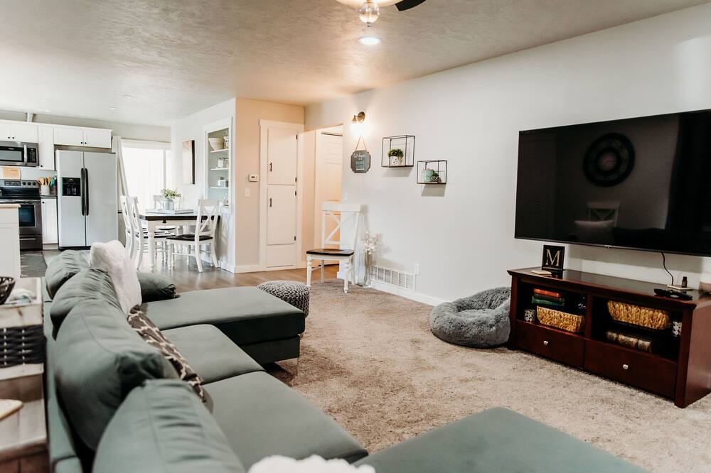Photo of Livingroom in Caldwell