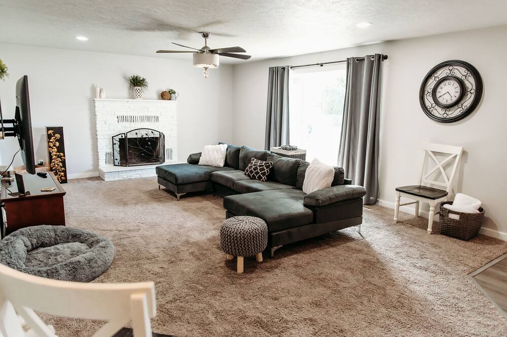 Photo of Livingroom in Caldwell