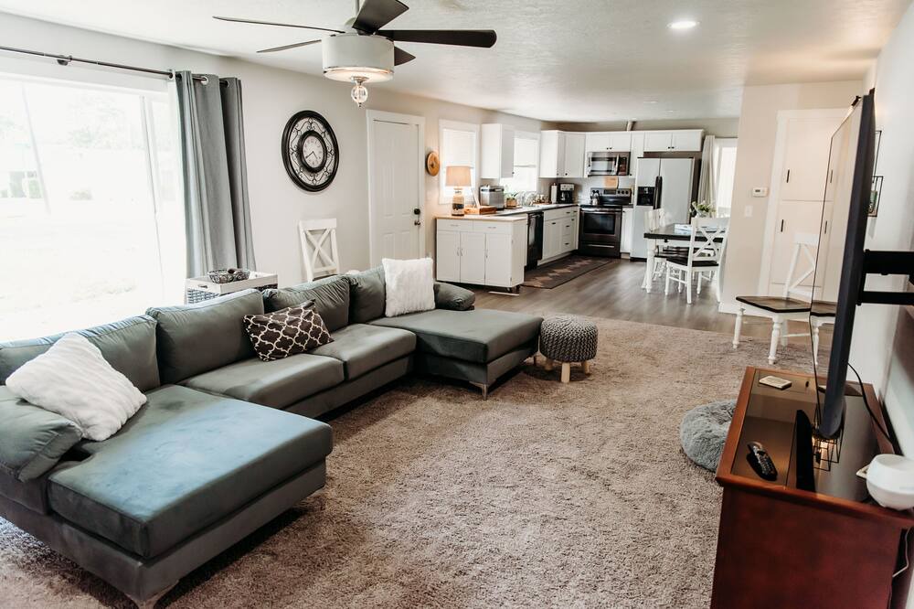 Photo of Livingroom in Caldwell