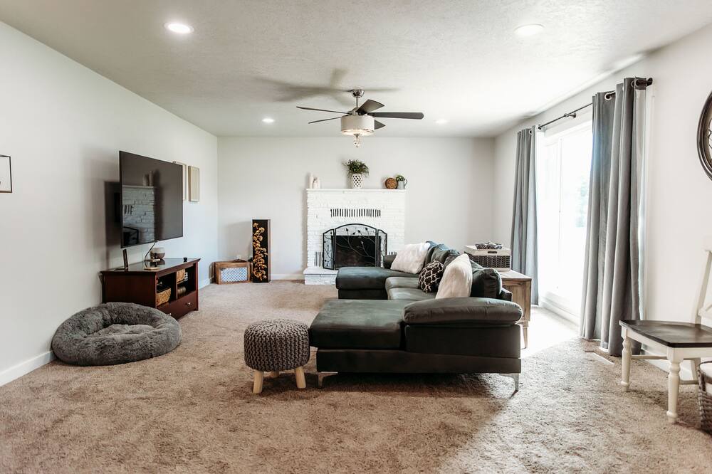 Photo of Bedroom in Caldwell