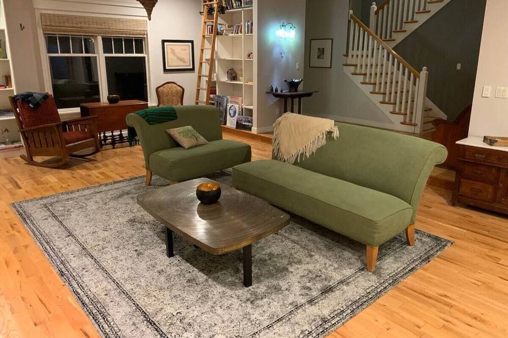 Photo of Livingroom in Maxwell