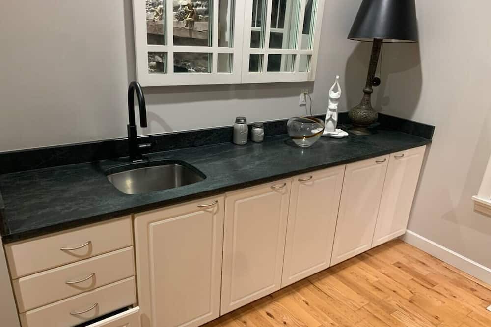 Photo of Kitchen in Maxwell