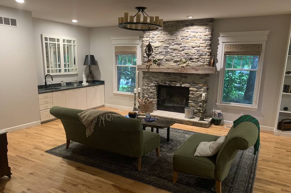 Photo of Livingroom in Maxwell