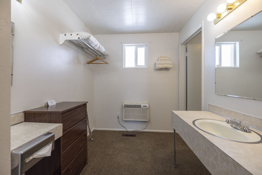 Photo of Bedroom in Frontier