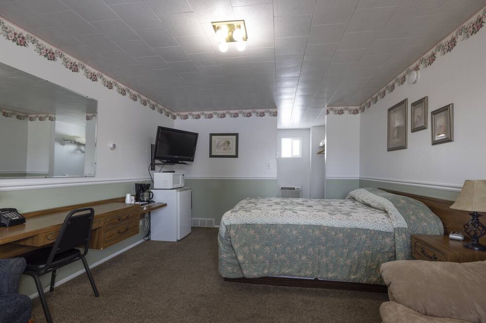 Photo of Bedroom in Frontier