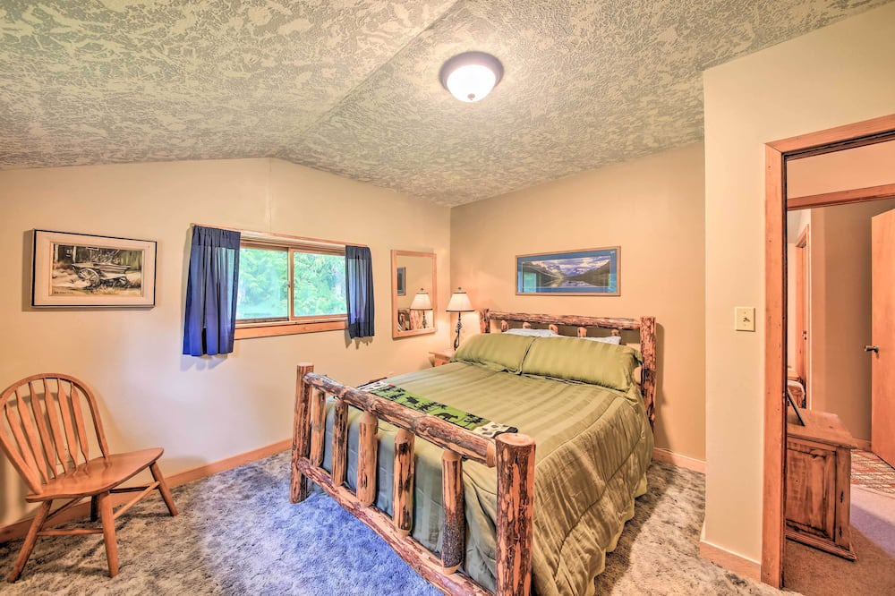 Photo of Bedroom in Troy