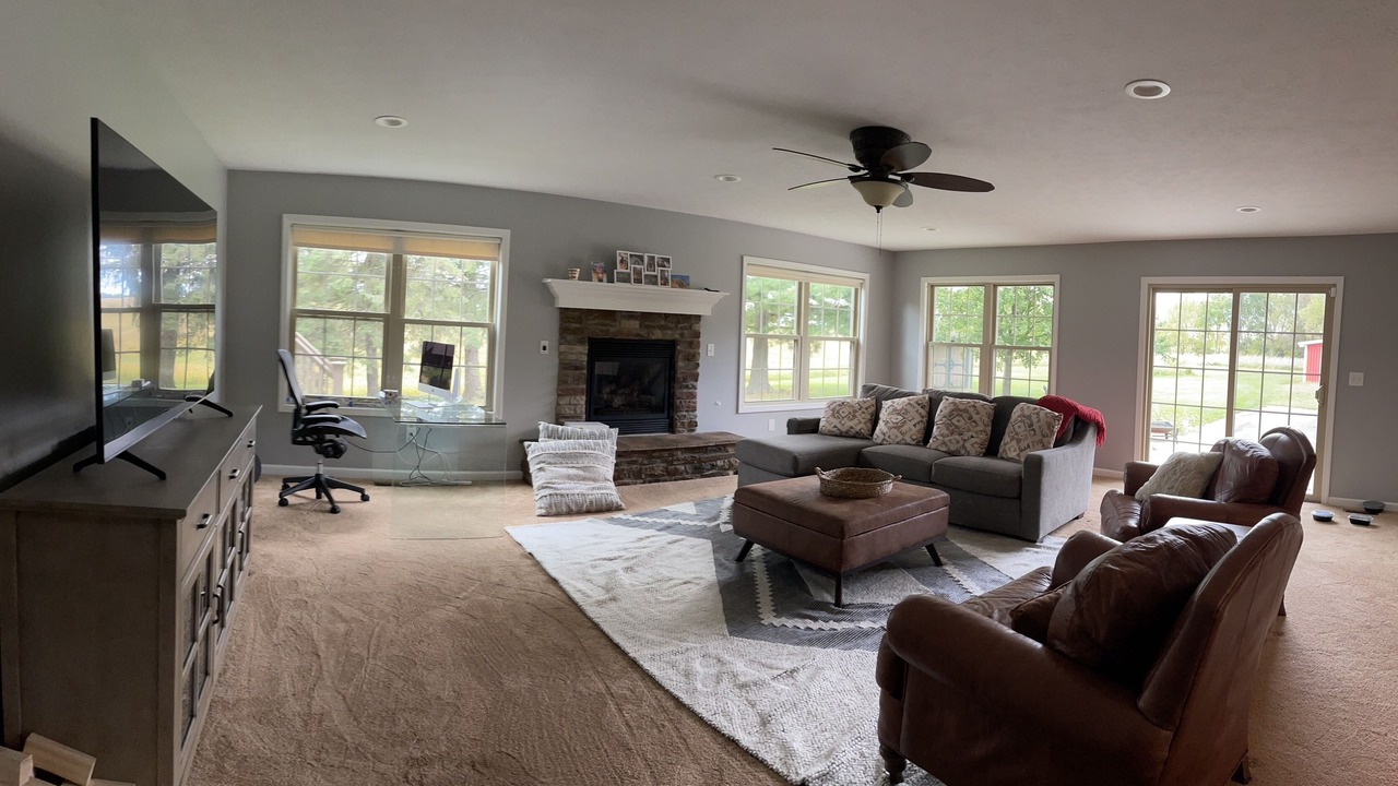 Photo of Livingroom in Urbana