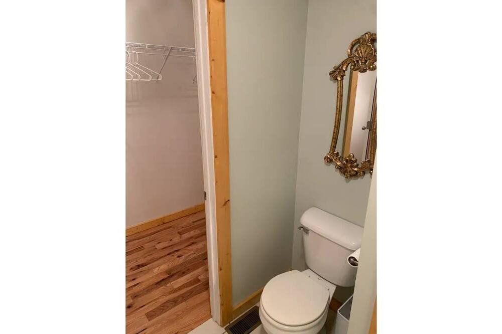 Photo of Bathroom in Hickman
