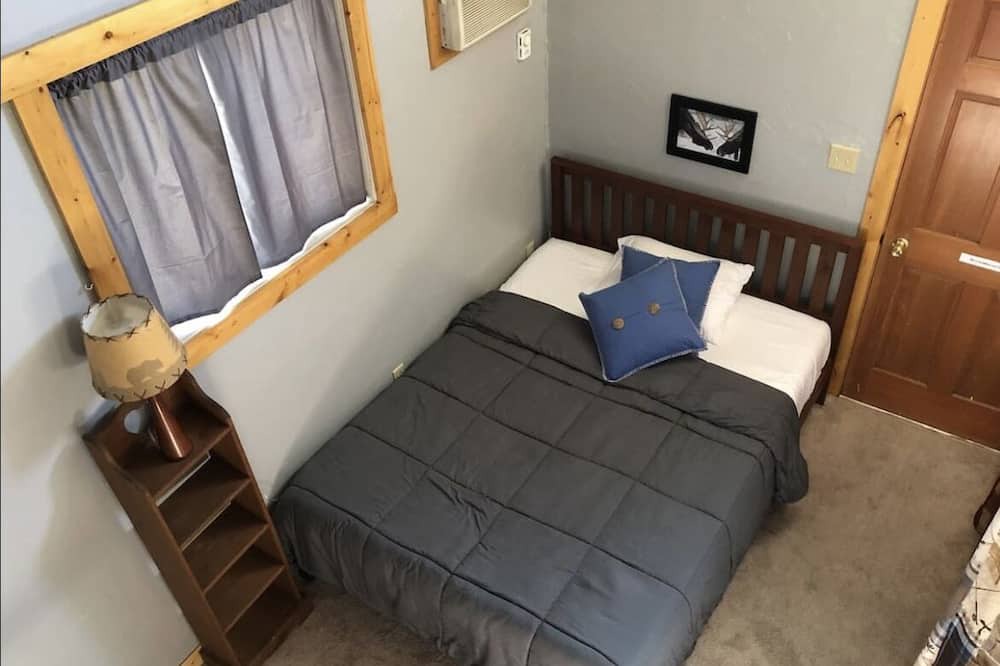 Photo of Bedroom in Livingston